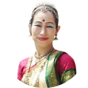 スタジオプラーチー　インド舞踊＆ヨガ・瞑想
