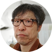 亀山知英(kameyama Tomohide)