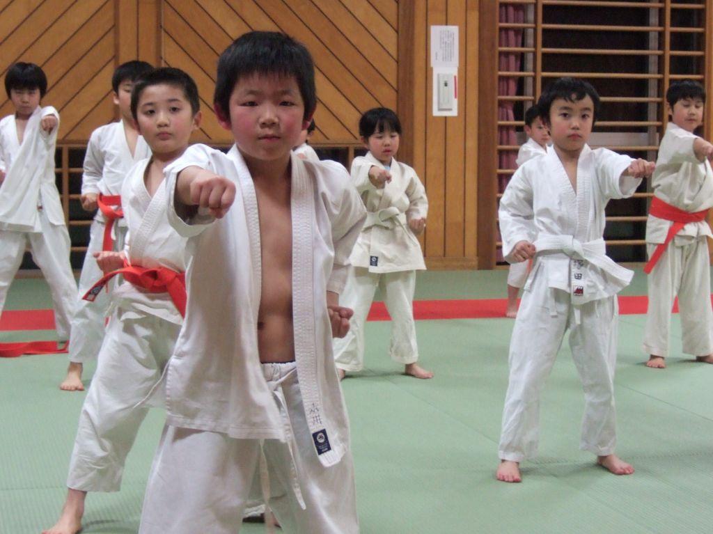 子ども空手　六石門 荻窪