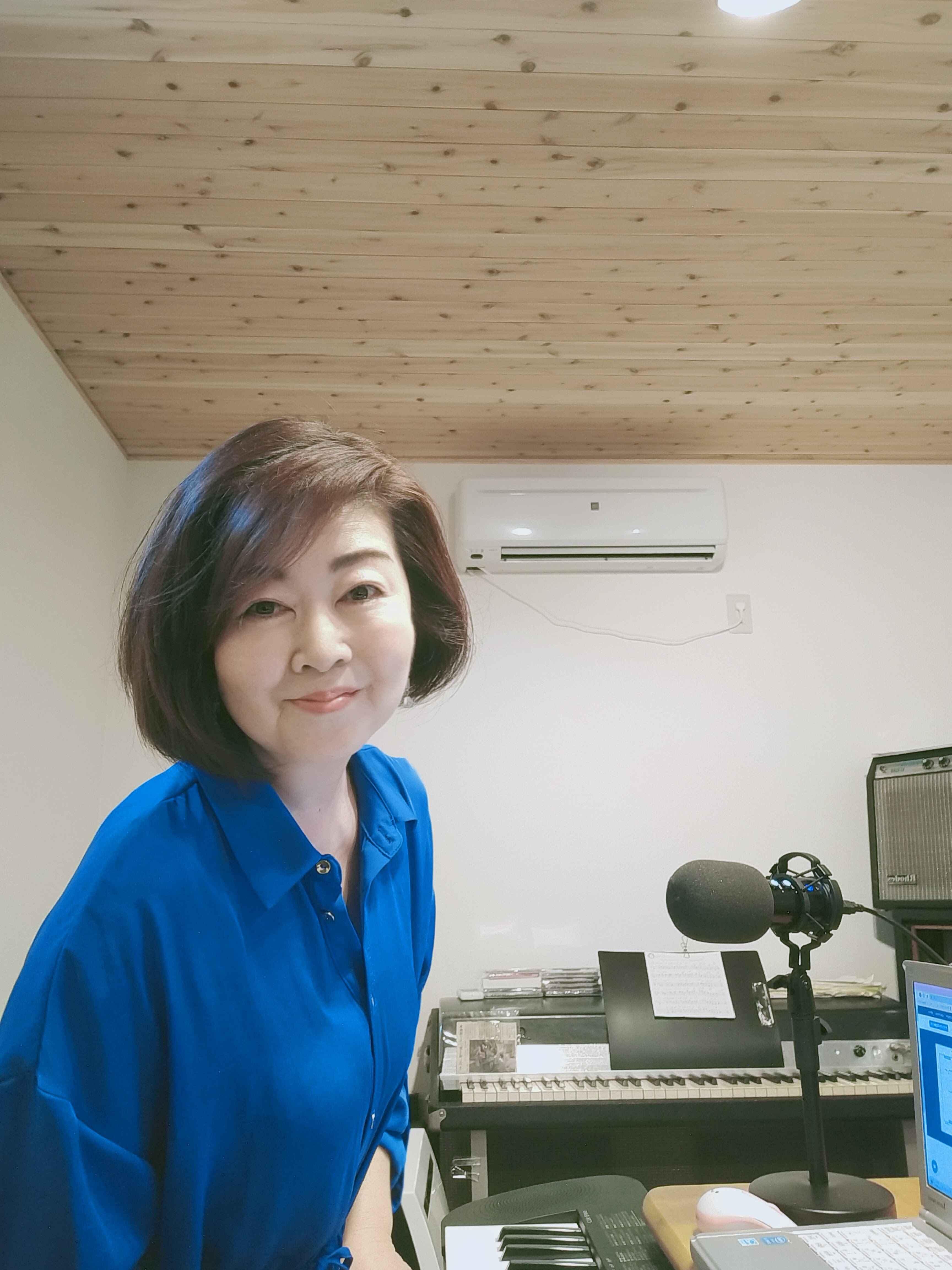 真似するだけで簡単！歌うま！まりこの笑顔ボイストレーニング60分