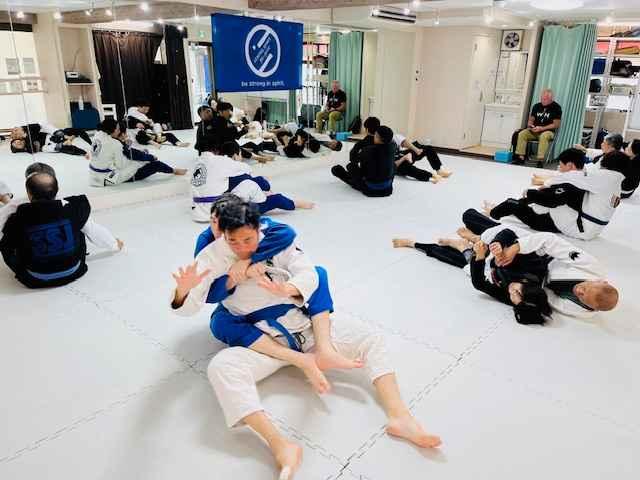 高円寺　グレイシー・ブラジリアン柔術　柔術を身近に　初心者の為の教室