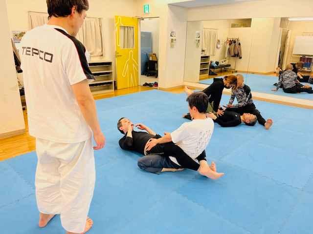 武蔵境　グレイシー・ブラジリアン柔術　柔術を身近に　初心者の為の教室