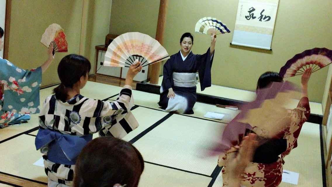 ＜初心者歓迎＞日本舞踊で美しさをつくるお稽古【横浜矢向駅徒歩10分】