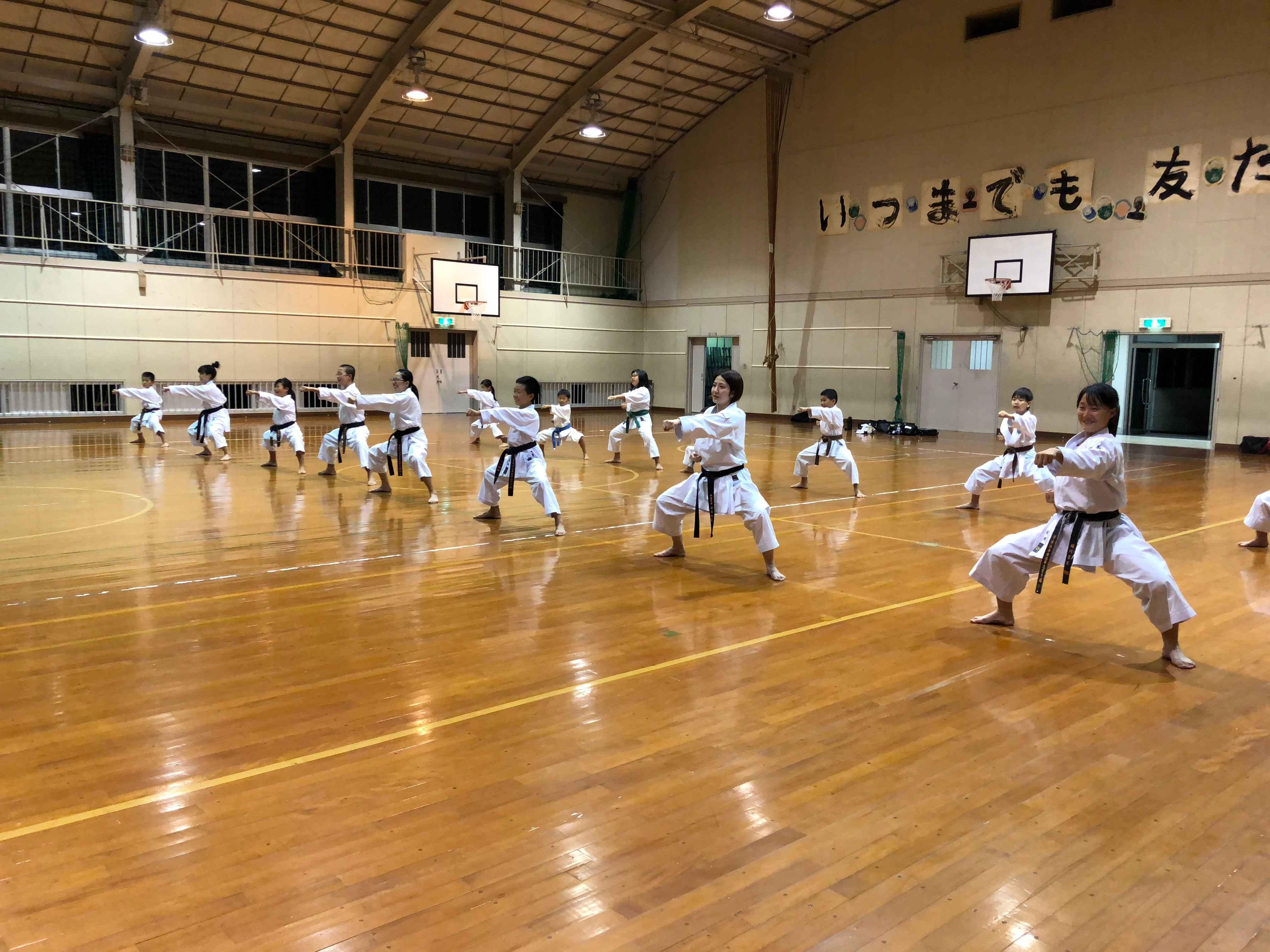 草野派糸東流拳法空手道　安土道場