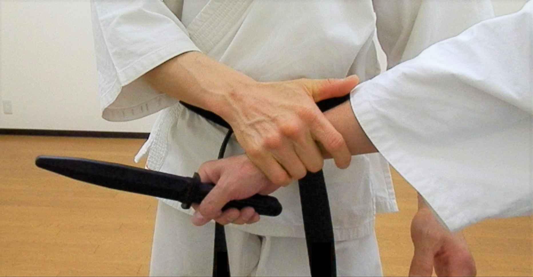 川西市 護身 武術　REALCOMBAT