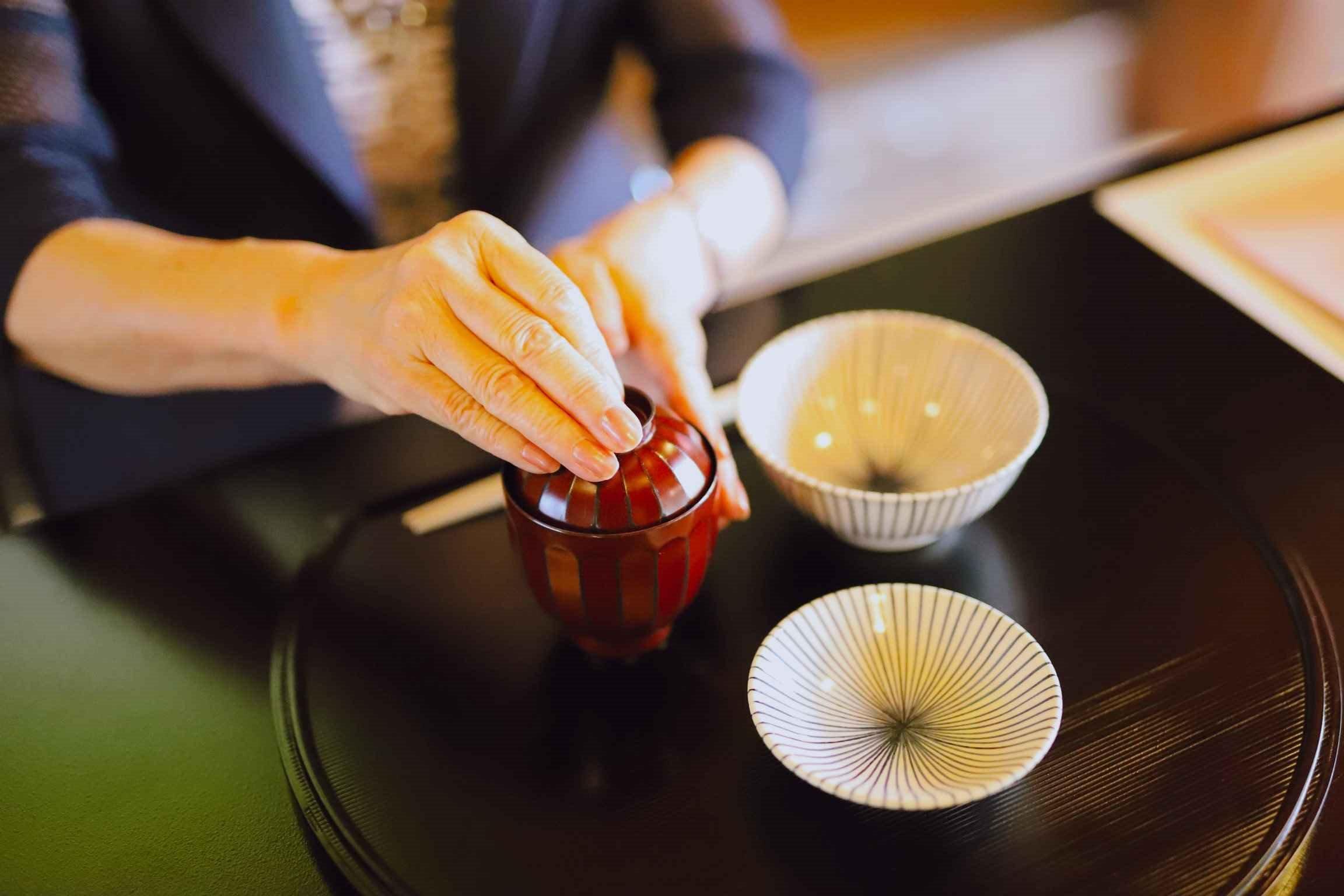 和食マナー教室 ～大人の粋な風呂敷使い～