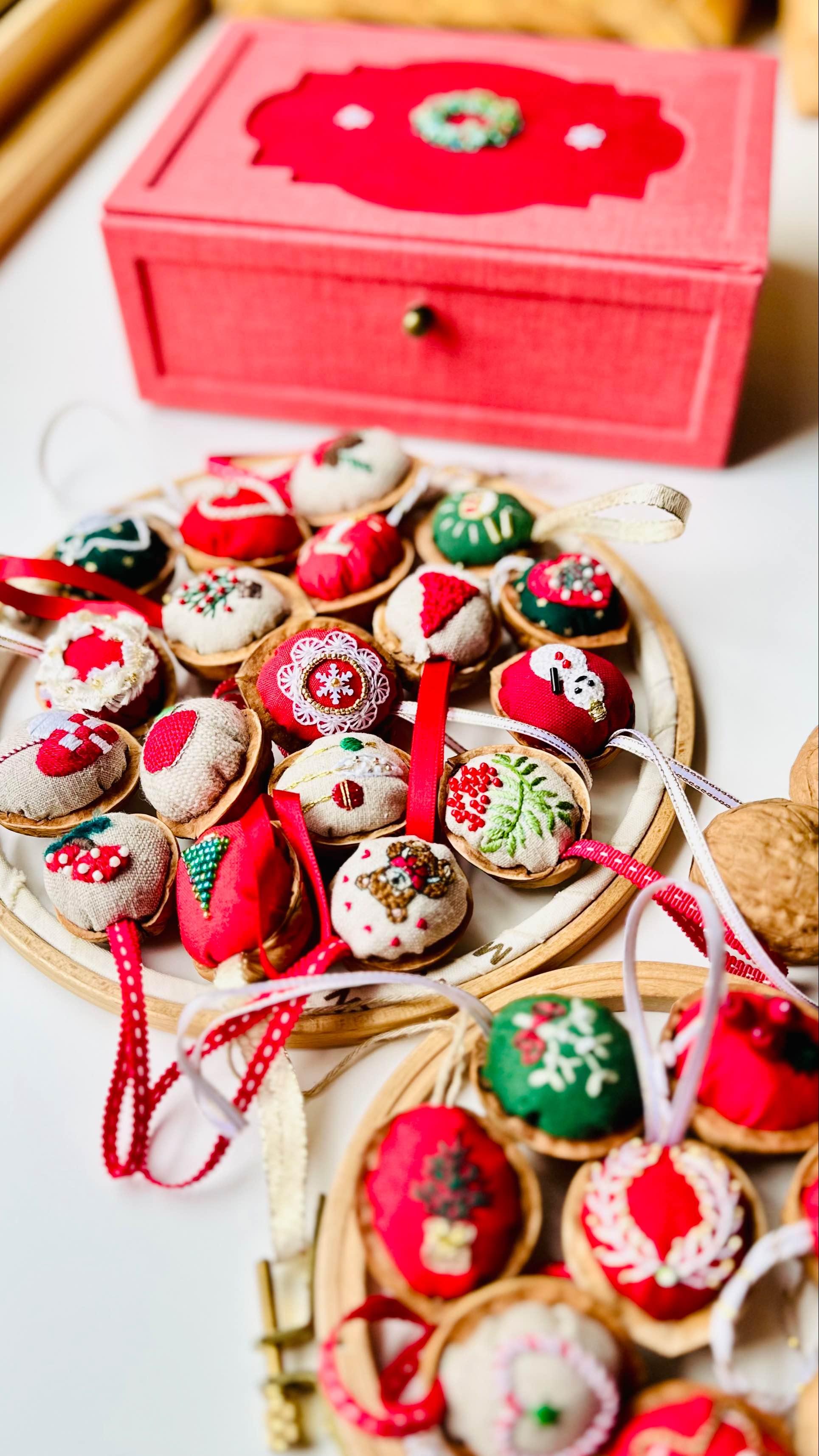 横浜の刺しゅう教室・刺しゅうお針箱