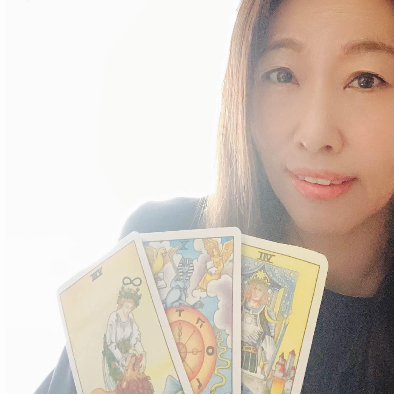 離婚×夫婦仲「子育てママ専用」カウンセラー月乃あや