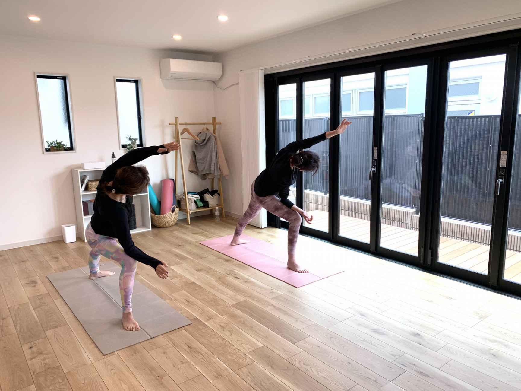 private yoga studio MIWA（ミワ）