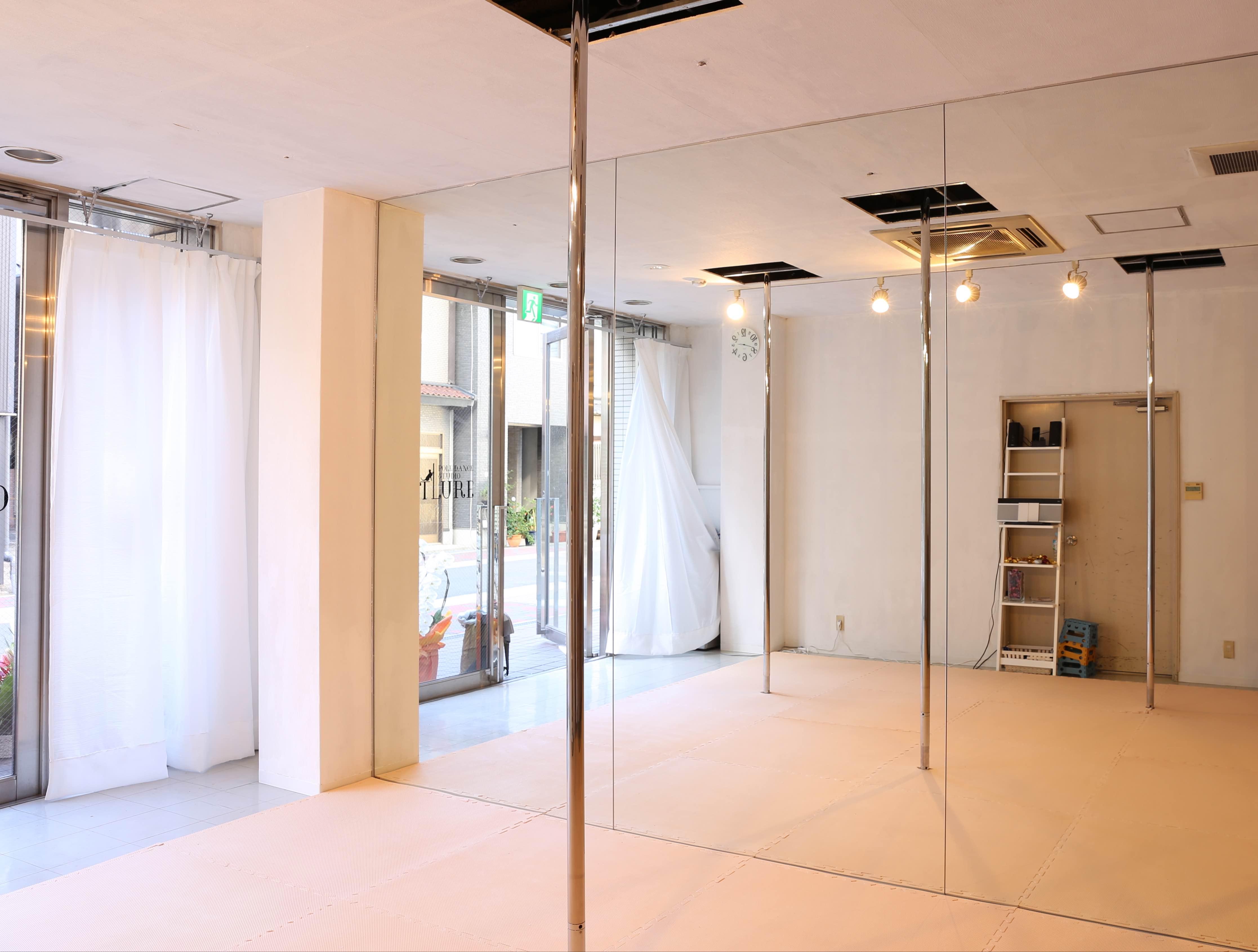 poledance studio CHATLURE