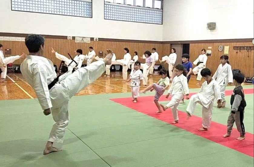 【空手教室】金井空手道場