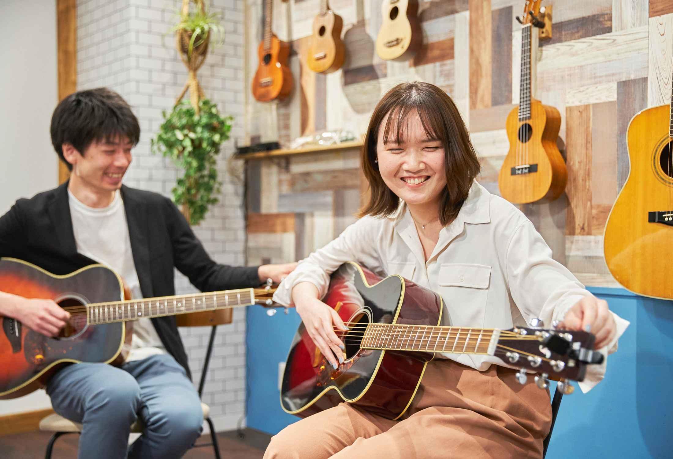 OKADA音楽教室 西荻窪本校 アコースティックギターコース