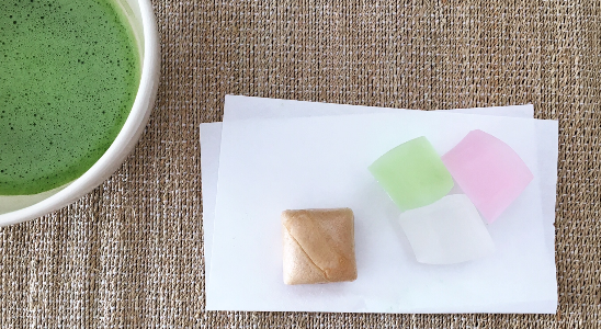 茶道のキホンを学ぶ。1DAYテーブル茶道体験「おもてなし茶の湯」