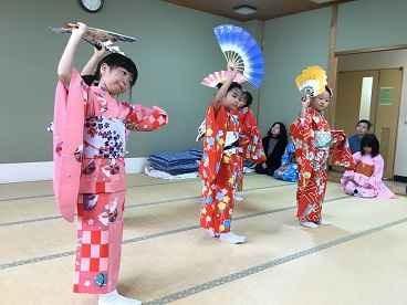 藤間勘之介日本舞踊教室