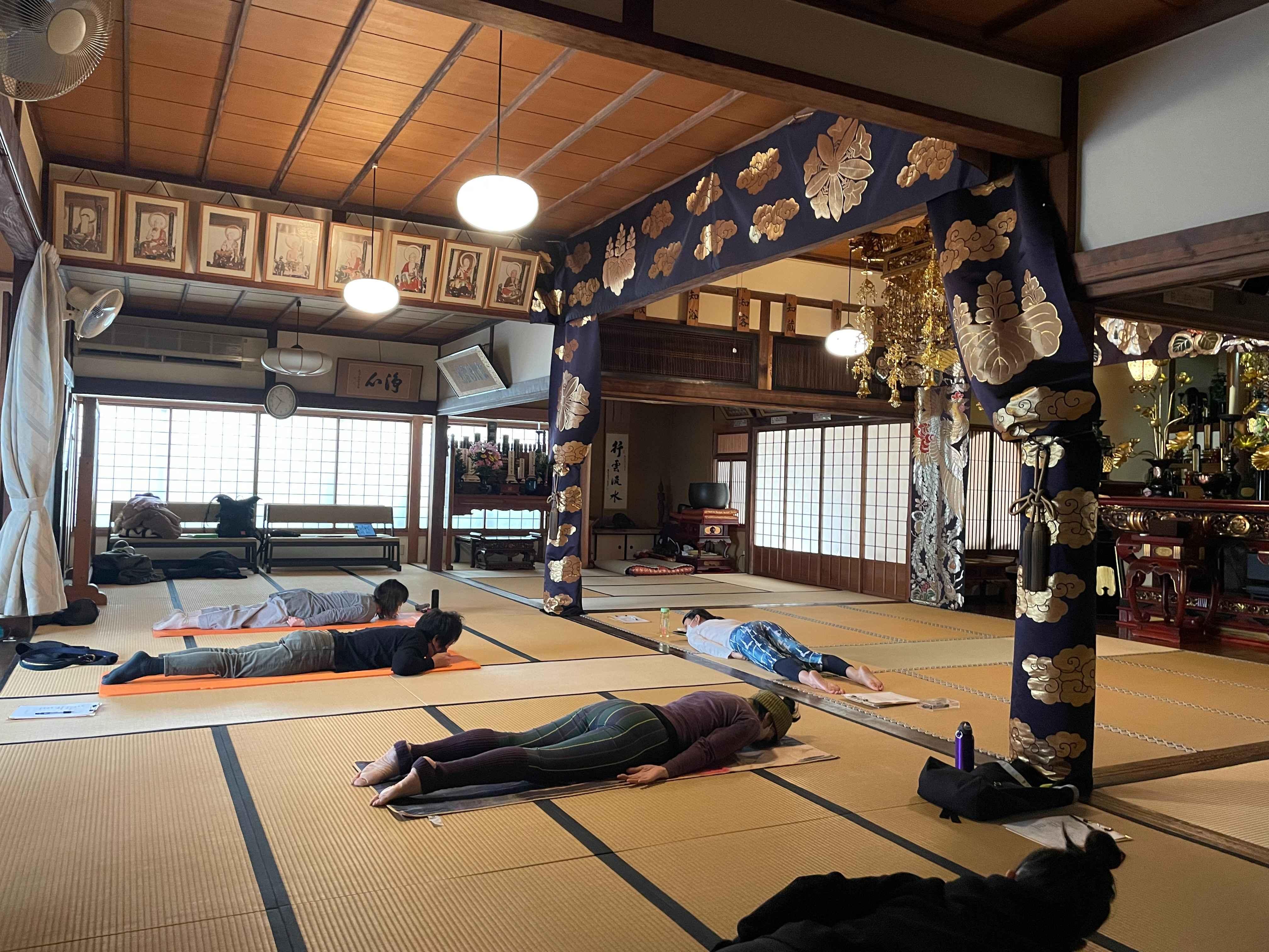 保安寺 de ヨガ【東京都　港区　高輪】