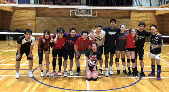 元Vリーグ外国人選手によるバレーボール×英語クラブ