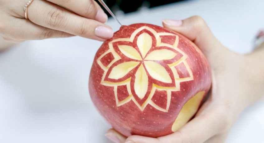 初めてさんの【フルーツカービング】リンゴに模様を彫ろう！