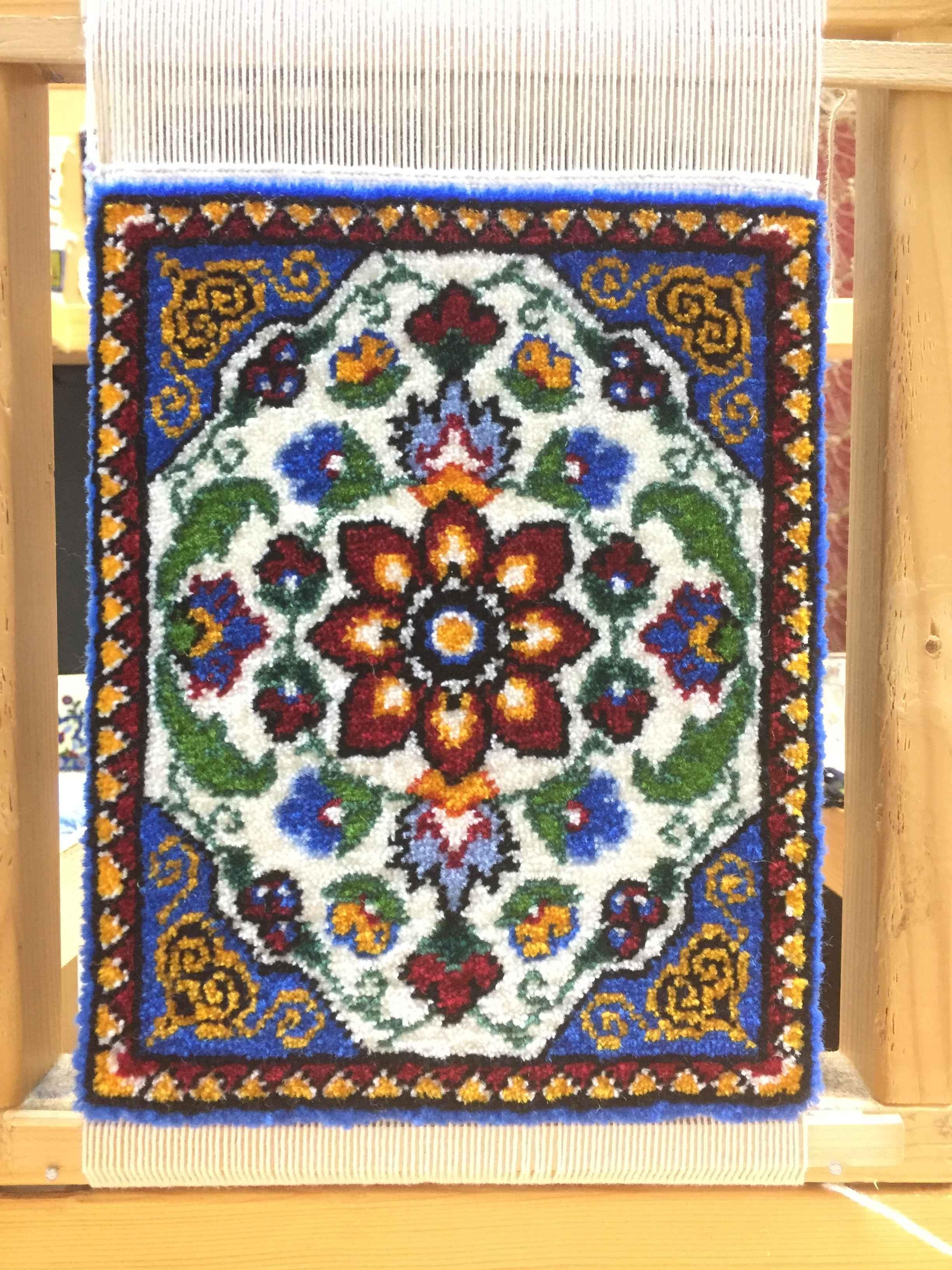 ペルシャ絨毯手織り教室
