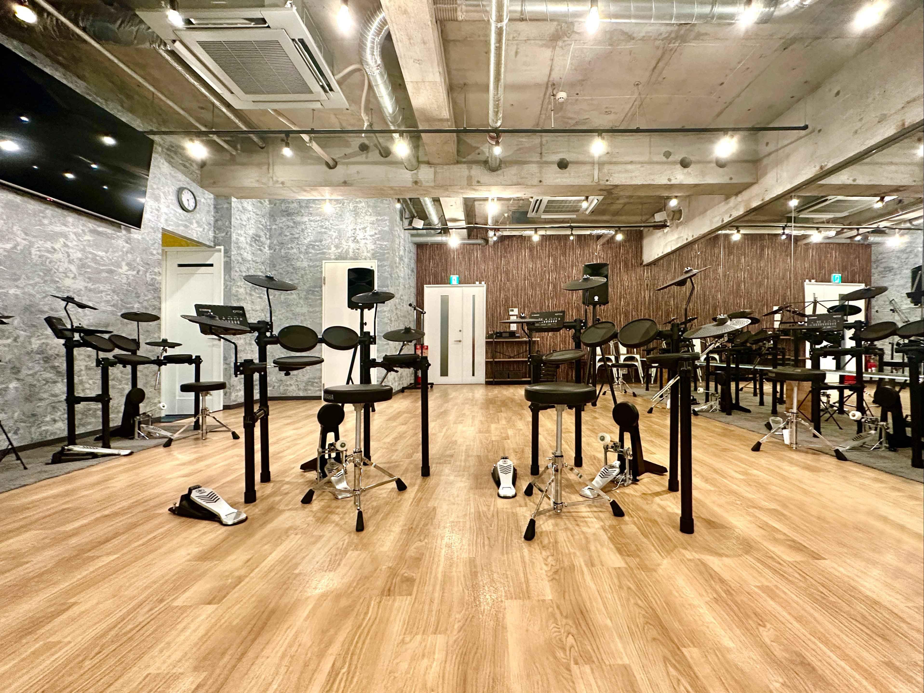 【東京/池袋】社会人･初心者のドラム教室×バンドサークルが誕生