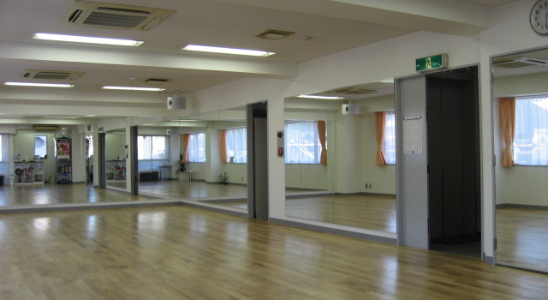 【初体験】社交ダンスを踊ってみよう！【ステップ講習】
