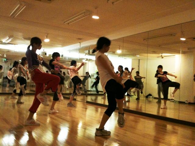 TOMOS DANCE STUDIO　(トモスダンススタジオ)