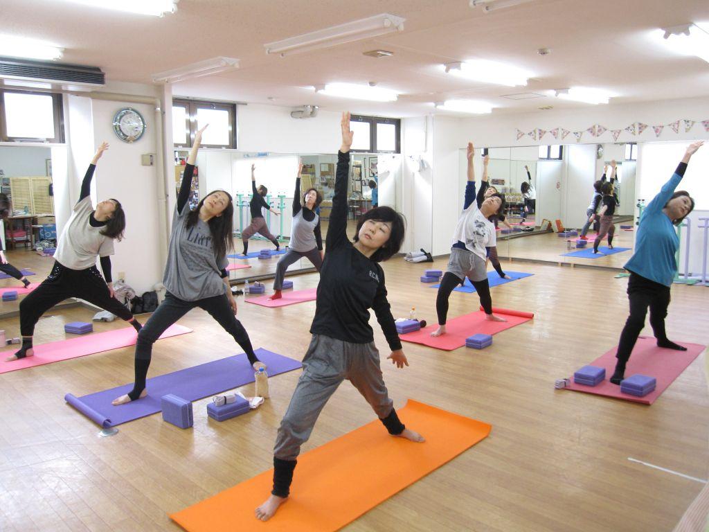 ヨガ教室　yoga amrit（ヨガアムリット） 高田スタジオ