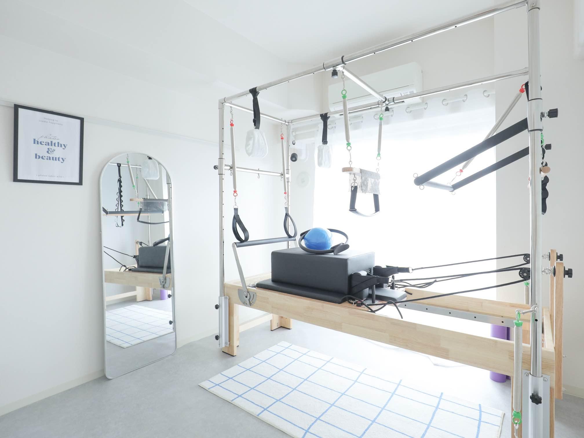 pilates salon w/rai ピラティスサロン ライト