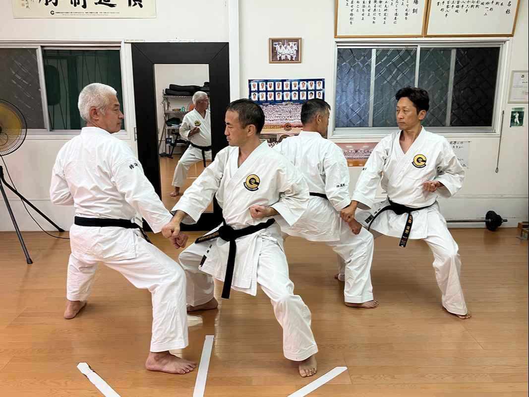 沖縄剛柔流空手道協会愛媛県支部道場 修道館