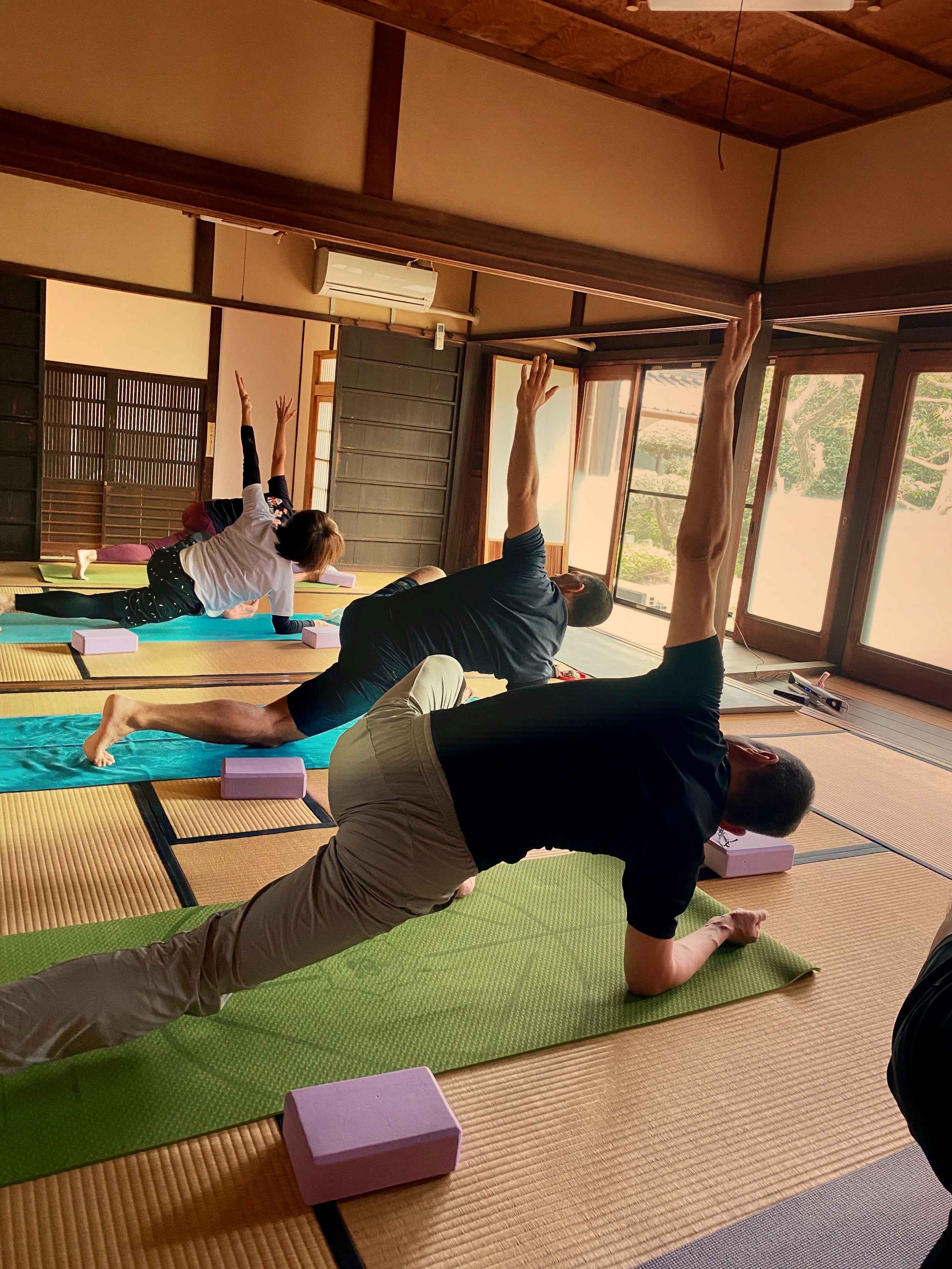 明石和空間YOGA月の縁