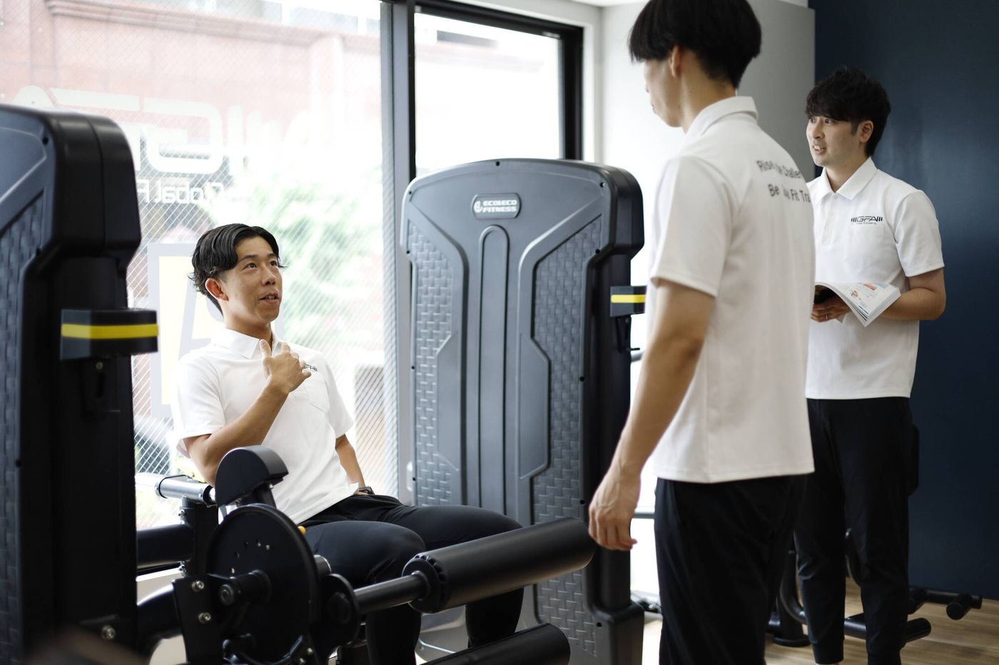 指導方法をレクチャーするマスタートレーナー川越さん