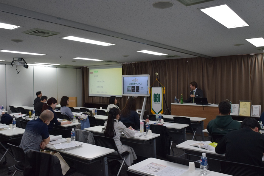日本酒サービス研究会の資格講座の様子