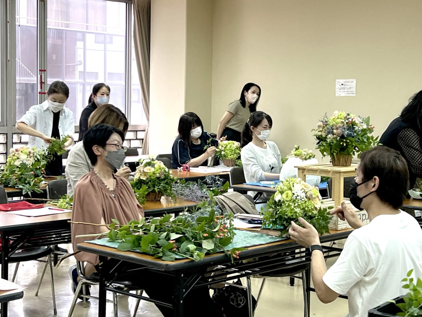 フラワーデコレーター協会での学びの様子