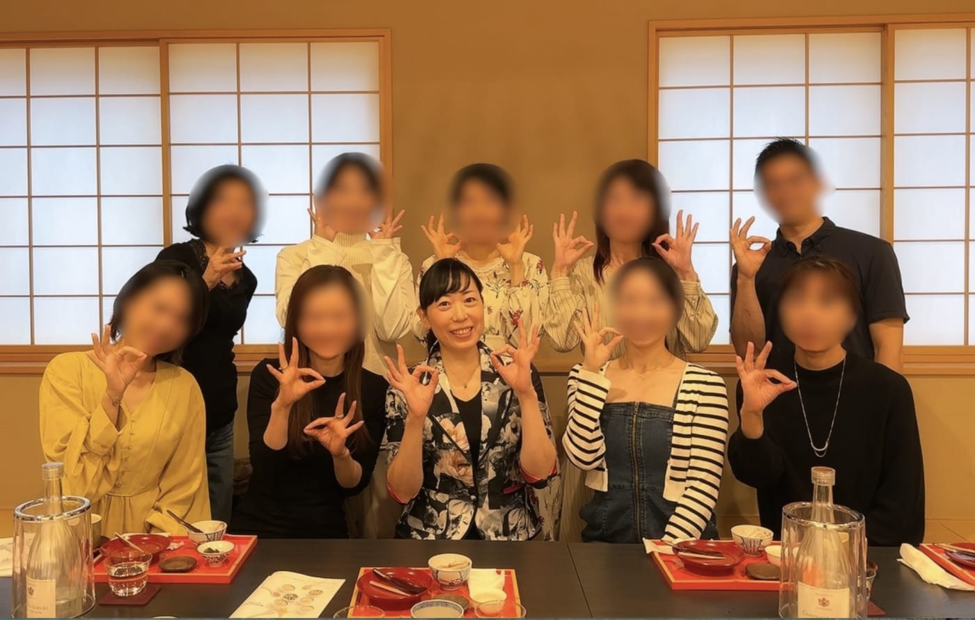 受講生さんたちの交流の様子の画像
